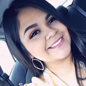 Meet your Posher, Cristina